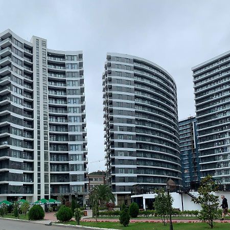 White Sails Apartment Batumi Exterior photo