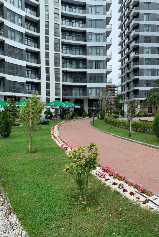 White Sails Apartment Batumi Exterior photo