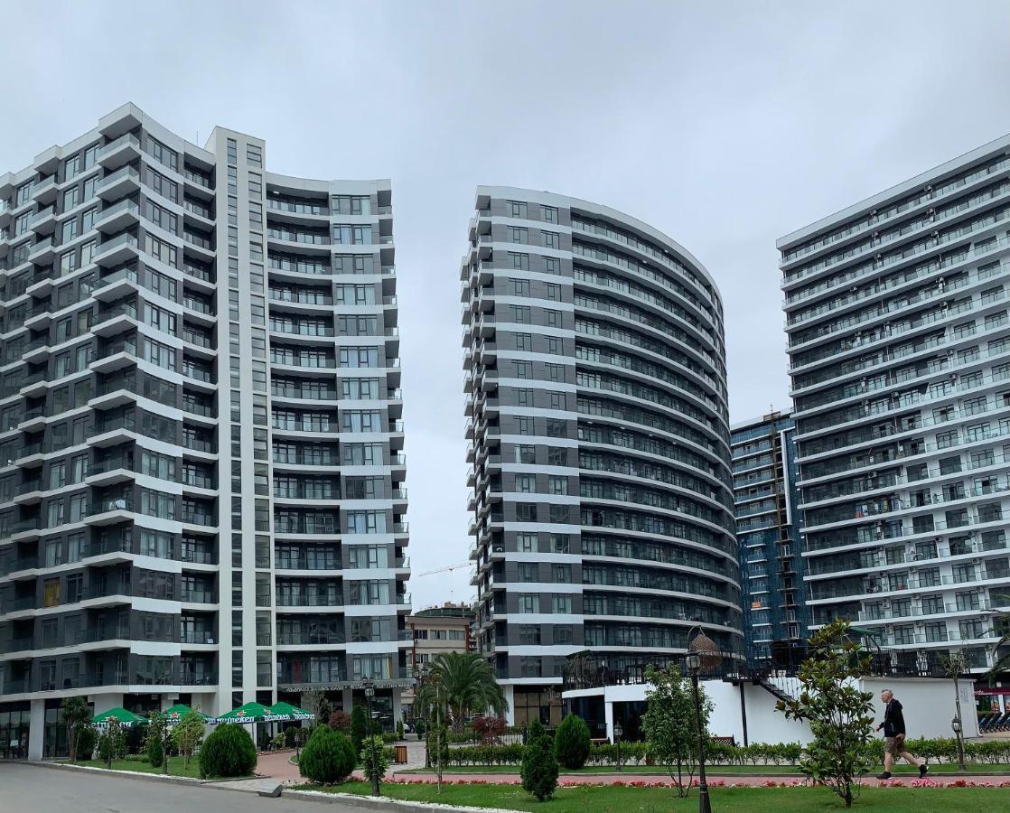 White Sails Apartment Batumi Exterior photo